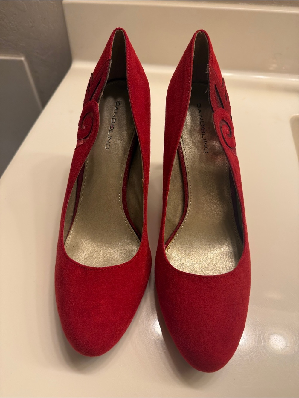Bandolino Red Suede Pointed Toe Pumps with Swirl Accent